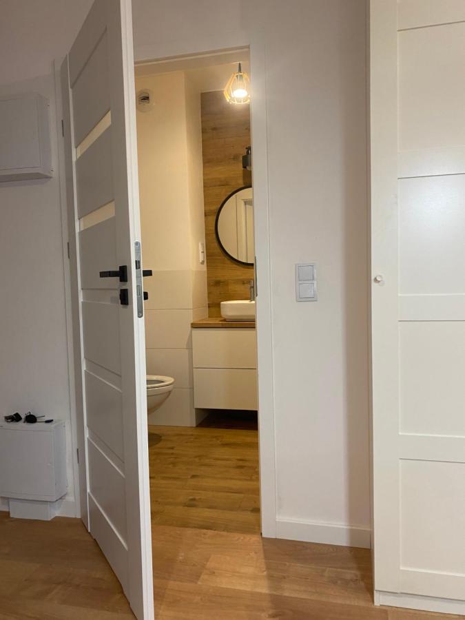 Airport Green Apartment Kl21 - Air Condition & Free Parking Varsóvia Exterior foto